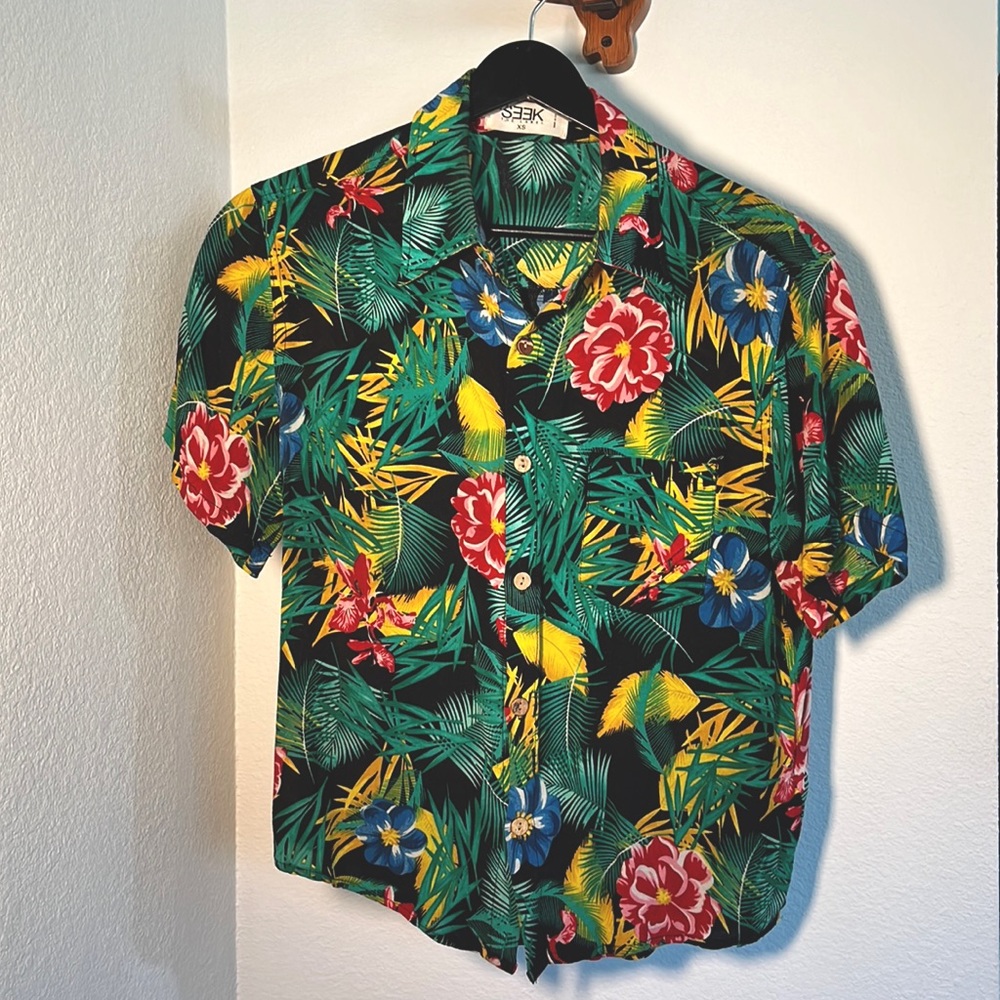 LF Store Hawaiian shirt xs
